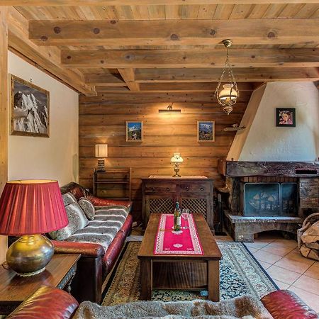 Chalet Blackbushe - Traditional Chalet - Alpes Travel - Sleeps 4-6 เลอุชส์ ภายนอก รูปภาพ