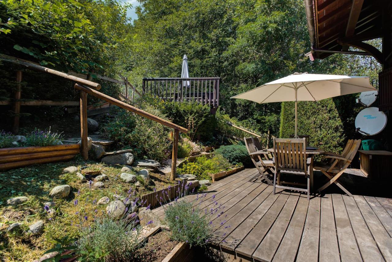 Chalet Blackbushe - Traditional Chalet - Alpes Travel - Sleeps 4-6 เลอุชส์ ภายนอก รูปภาพ