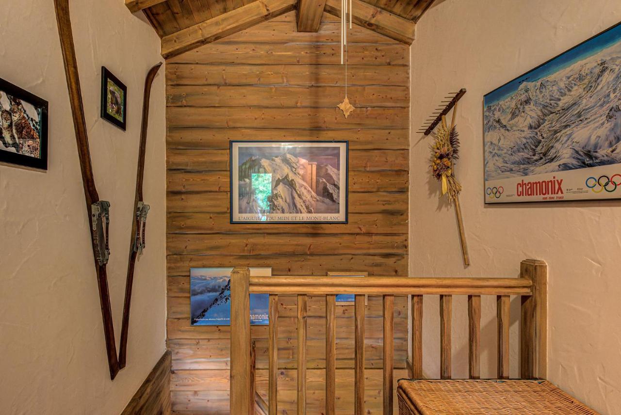Chalet Blackbushe - Traditional Chalet - Alpes Travel - Sleeps 4-6 เลอุชส์ ภายนอก รูปภาพ