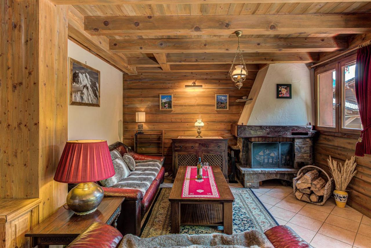 Chalet Blackbushe - Traditional Chalet - Alpes Travel - Sleeps 4-6 เลอุชส์ ภายนอก รูปภาพ
