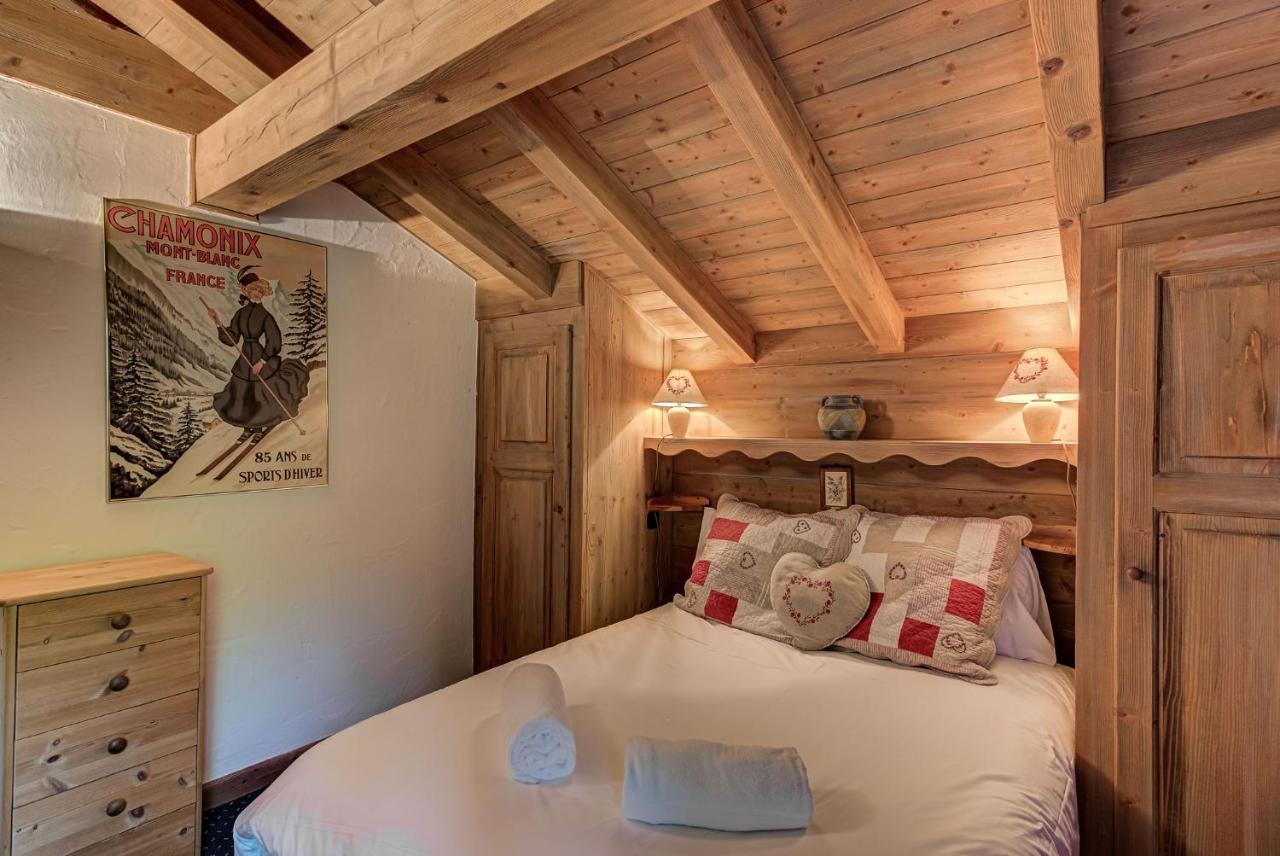 Chalet Blackbushe - Traditional Chalet - Alpes Travel - Sleeps 4-6 เลอุชส์ ภายนอก รูปภาพ
