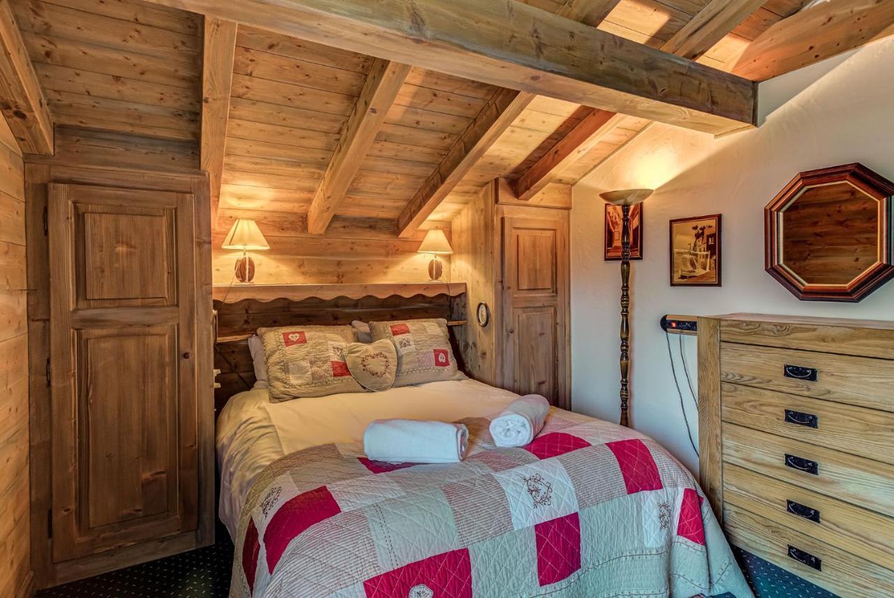 Chalet Blackbushe - Traditional Chalet - Alpes Travel - Sleeps 4-6 เลอุชส์ ภายนอก รูปภาพ
