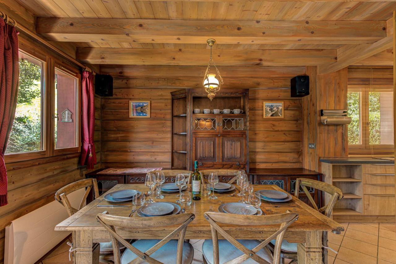 Chalet Blackbushe - Traditional Chalet - Alpes Travel - Sleeps 4-6 เลอุชส์ ภายนอก รูปภาพ