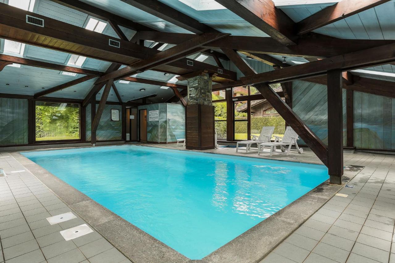 Chalet Blackbushe - Traditional Chalet - Alpes Travel - Sleeps 4-6 เลอุชส์ ภายนอก รูปภาพ